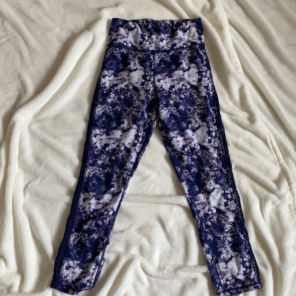 Work out cropped leggings with mesh down the side